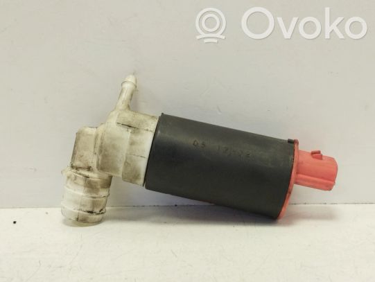 Toyota Corolla E110 Tuulilasi tuulilasinpesimen pumppu 