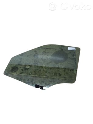 Vetro del finestrino della portiera anteriore - quattro porte   95513111
