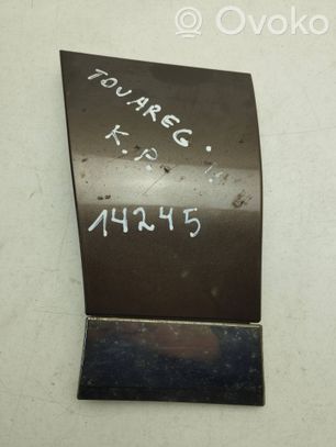 Volkswagen Touareg II Listwa / Nakładka na błotnik przedni 