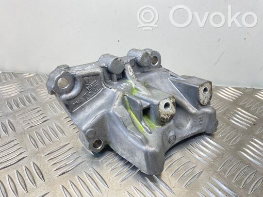 Jaguar XF Support, suspension du moteur 