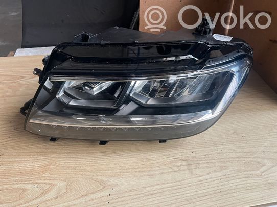 Volkswagen Tiguan Priekinis žibintas 