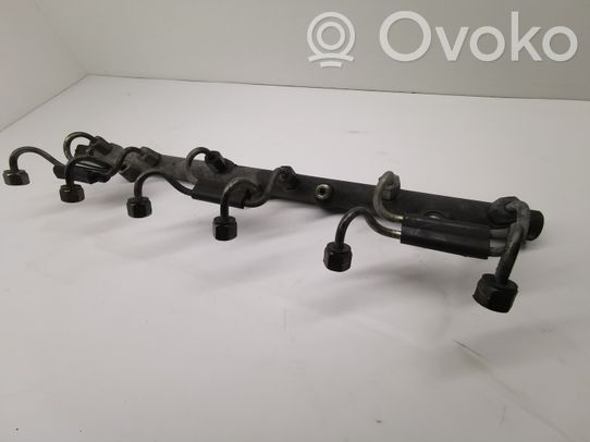 BMW 5 E39 Fuel main line pipe 