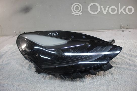 Tesla Model Y Priekinis žibintas 