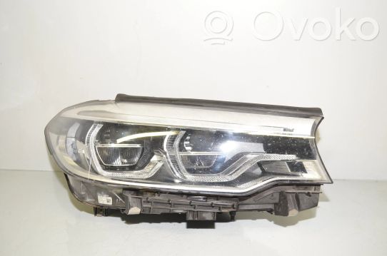 BMW 5 G30 G31 Priekinis žibintas 