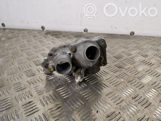 Honda CR-V Boîtier de thermostat / thermostat 