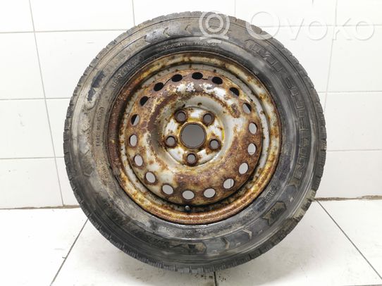 Volkswagen Transporter - Caravelle T4 Pneu d'hiver R15 C 