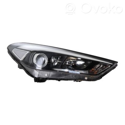 Hyundai Tucson TL Priekinis žibintas 