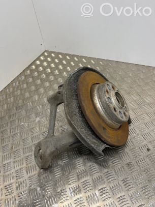 Audi A5 8T 8F Fuso a snodo con mozzo ruota posteriore 