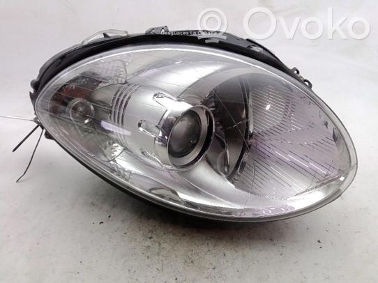 Mercedes-Benz R W251 Priekinis žibintas 