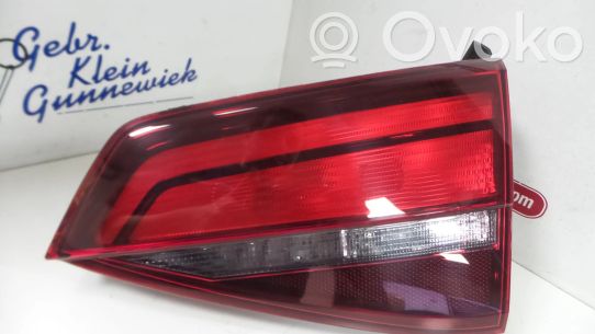 Volkswagen Jetta VI Galinis žibintas kėbule 