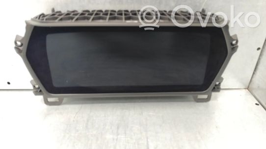 BMW 1 F40 Tachimetro (quadro strumenti) 