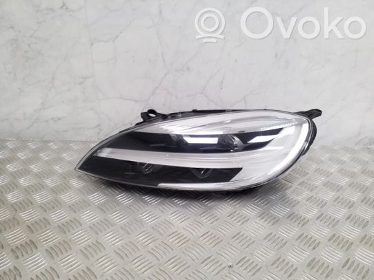 Volvo V40 Priekinis žibintas 
