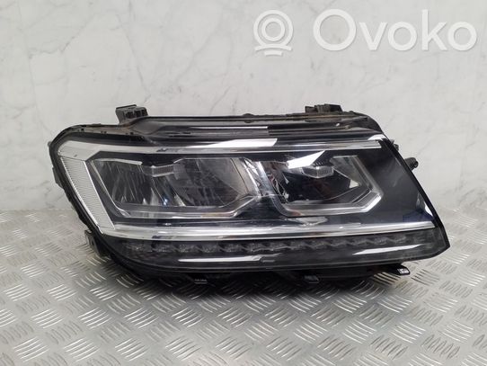 Volkswagen Tiguan Priekinis žibintas 