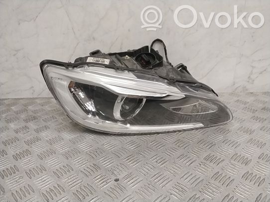 Volvo V60 Priekinis žibintas 