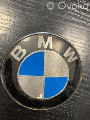 BMW 5 E60 E61 Mostrina con logo/emblema della casa automobilistica 