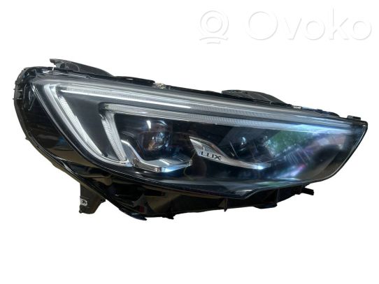 Opel Insignia B Priekinis žibintas 