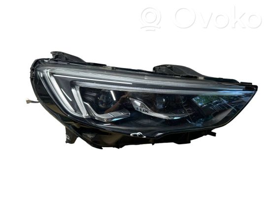 Opel Insignia B Priekinis žibintas 