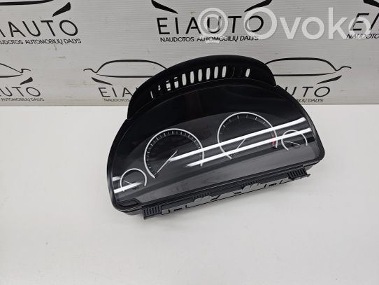 BMW 5 F10 F11 Nopeusmittari (mittaristo) 