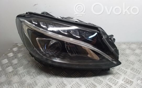 Mercedes-Benz C W205 Priekinis žibintas 