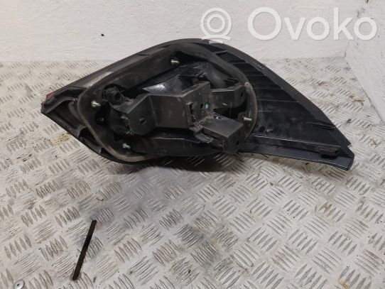 BMW 5 E60 E61 Galinis žibintas kėbule 