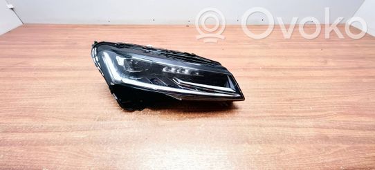 Skoda Superb B8 (3V) Priekinis žibintas 