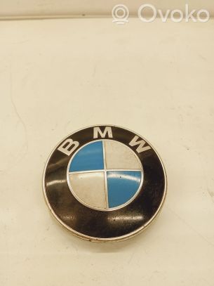 BMW 3 E90 E91 Mostrina con logo/emblema della casa automobilistica 