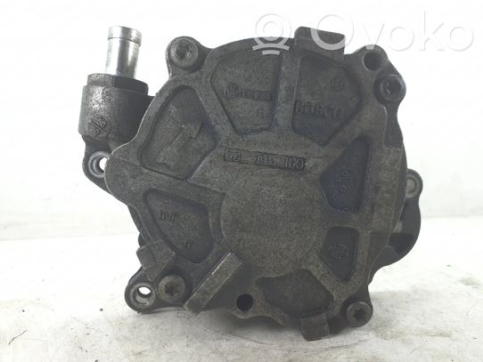 Volkswagen PASSAT B6 Pompe à vide 