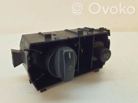 Interrupteur D'éclairage Pour Mercedes Classe C - Référence 2026890280, Occasion En Bon état