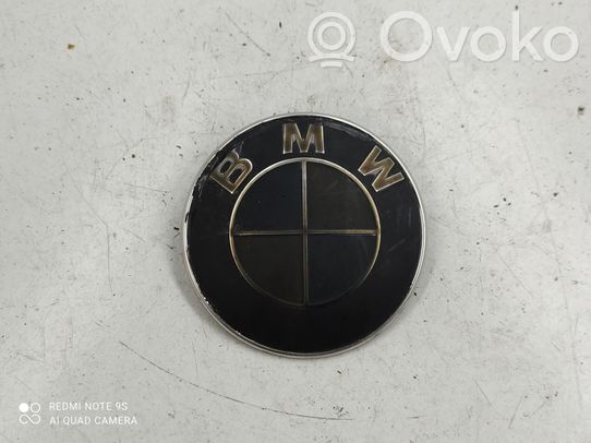 BMW 3 E46 Mostrina con logo/emblema della casa automobilistica 