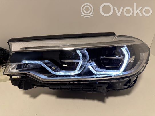 BMW 5 G30 G31 Priekinis žibintas 