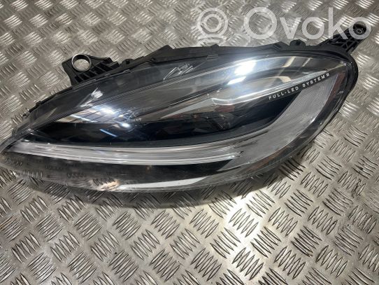 Volvo V40 Priekinis žibintas 