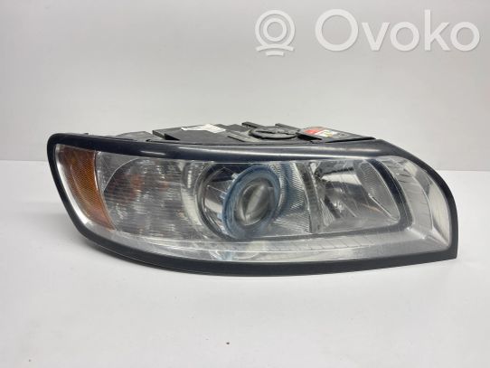 Volvo V50 Priekinis žibintas 