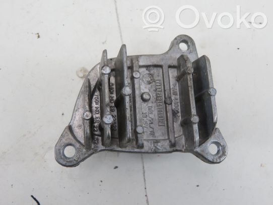 Volkswagen Golf VIII Įtampos keitiklis/ keitimo modulis 