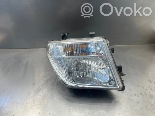 Nissan Navara D40 Priekinis žibintas 