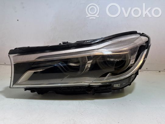 BMW 7 G11 G12 Priekinis žibintas 