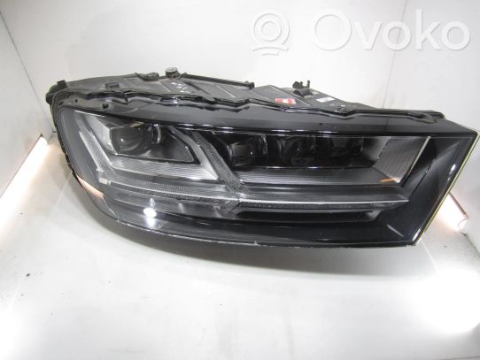 Audi Q7 4M Priekinis žibintas 