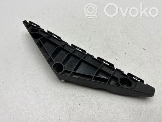 Toyota Avensis T270 Staffa di rinforzo montaggio del paraurti anteriore 
