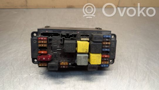 Mercedes-Benz C W203 Sulakerasiasarja 