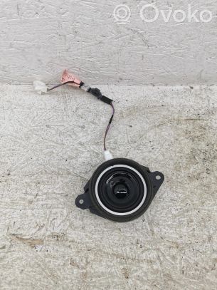Mazda 3 III Enceinte de porte arrière 