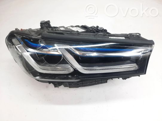 BMW 5 G30 G31 Priekinis žibintas 
