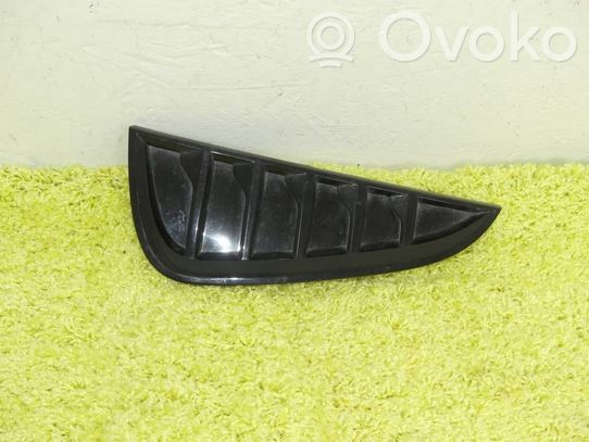 Unteres Gitter dreiteilig vorne   M42803132