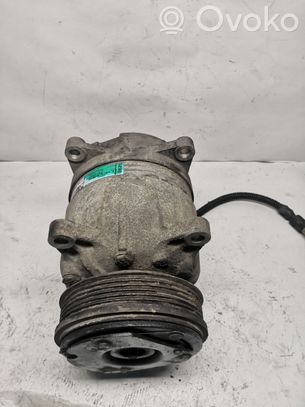 Peugeot 307 Ilmastointilaitteen kompressorin pumppu (A/C) 