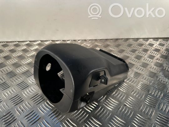 BMW 5 G30 G31 Ohjauspyörän pylvään verhoilu 