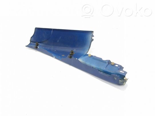 Rivestimento del cofano motore