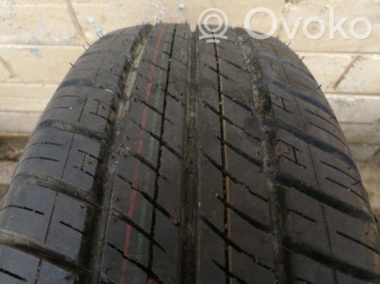 Audi A4 S4 B5 8D Opony letnie R15 