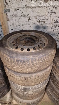 Toyota Avensis T250 Llanta de acero R16 