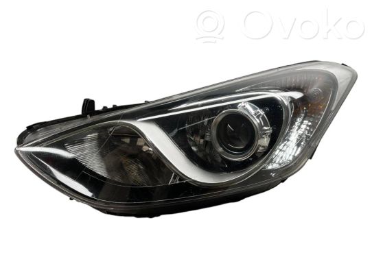 Hyundai i30 Priekinis žibintas 