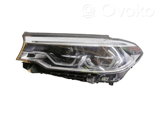 BMW 5 G30 G31 Priekinis žibintas 