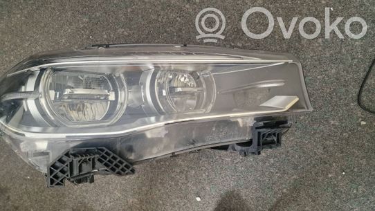 BMW X5 F15 Priekinis žibintas 