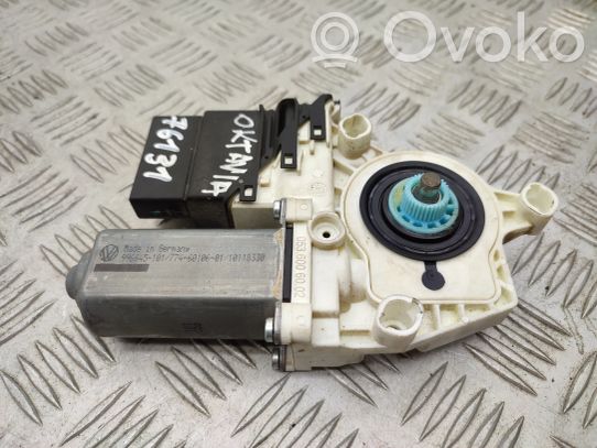 Skoda Octavia Mk2 (1Z) Rear door window regulator motor 